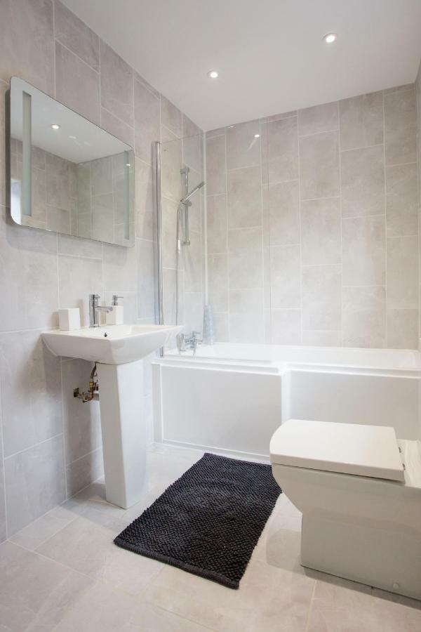 יורק Thrush Nest Cottages - Wren Cottage Sleeps 4, 2 Bedrooms & Stable Cottage Sleeps 2, 1 Bedroom מראה חיצוני תמונה