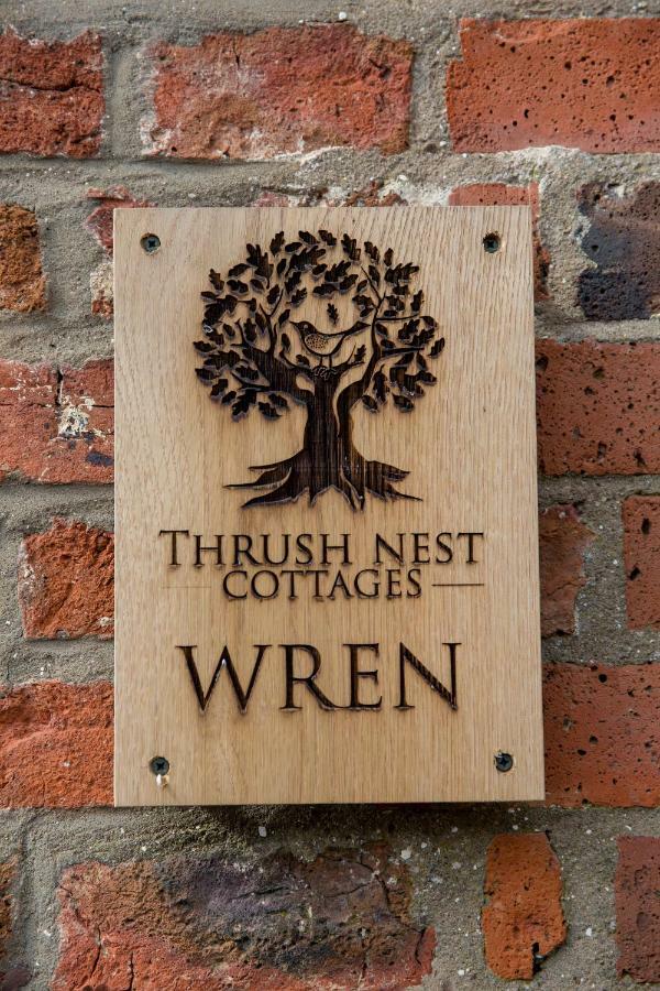 יורק Thrush Nest Cottages - Wren Cottage Sleeps 4, 2 Bedrooms & Stable Cottage Sleeps 2, 1 Bedroom מראה חיצוני תמונה